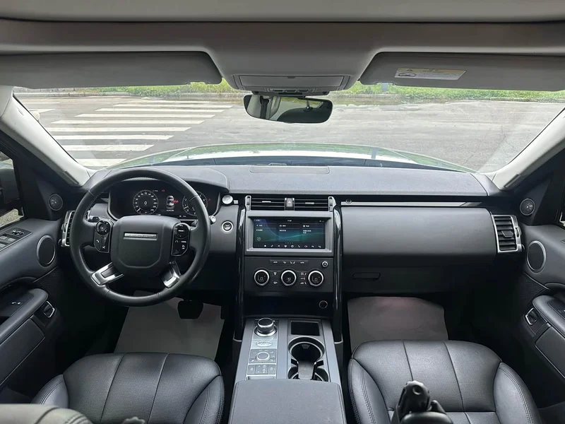 Land Rover Discovery — фото 18