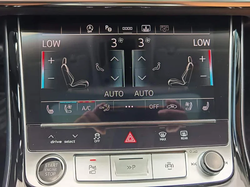 Audi A8 — фото 17