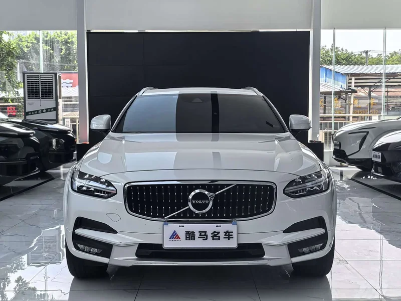 Volvo V90 — фото 2