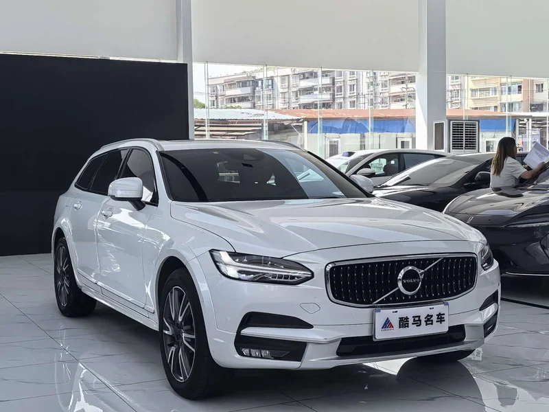 Volvo V90 — фото 3