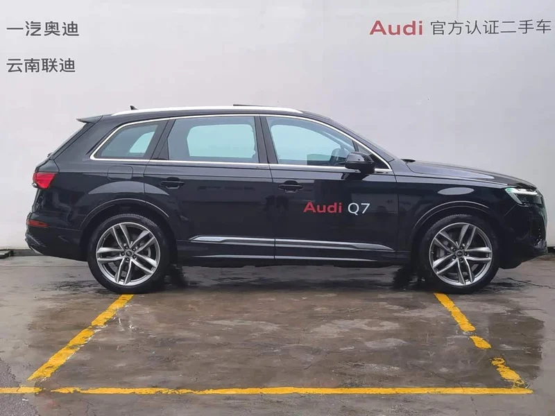 Audi Q7 — фото 4