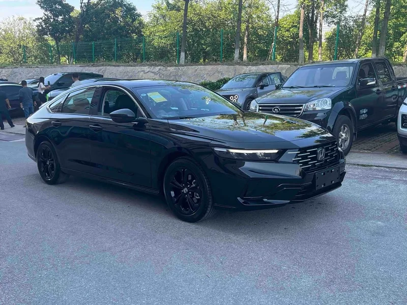 Honda Accord — фото 3