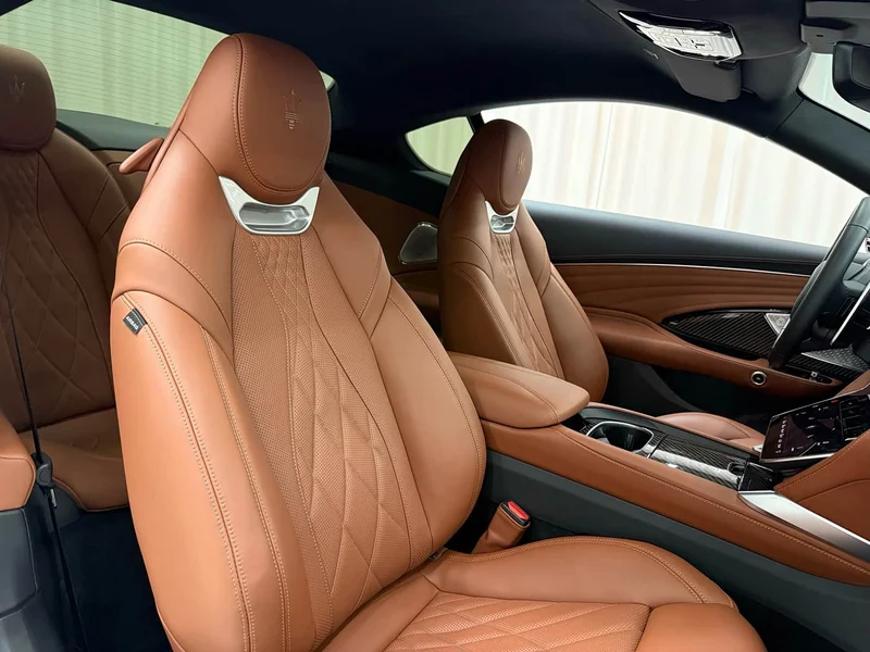 Maserati GranTurismo — фото 14
