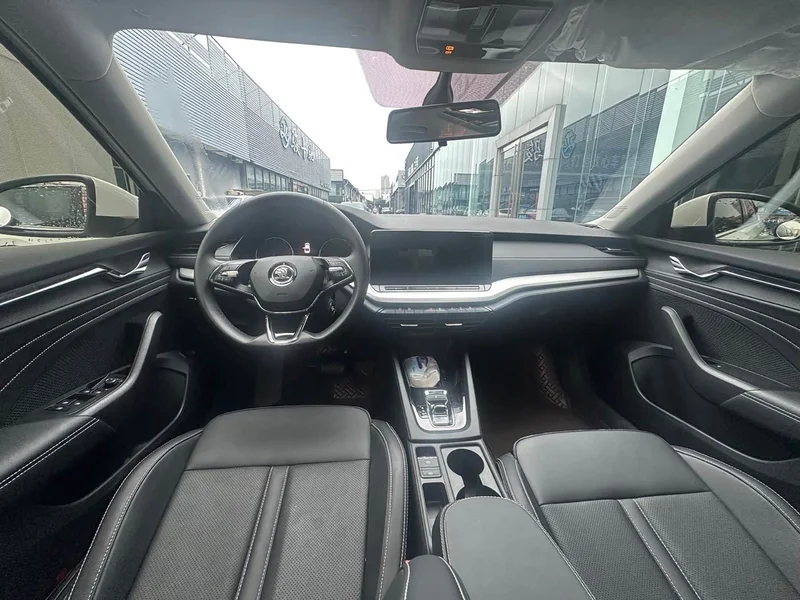 Volkswagen Octavia — фото 4