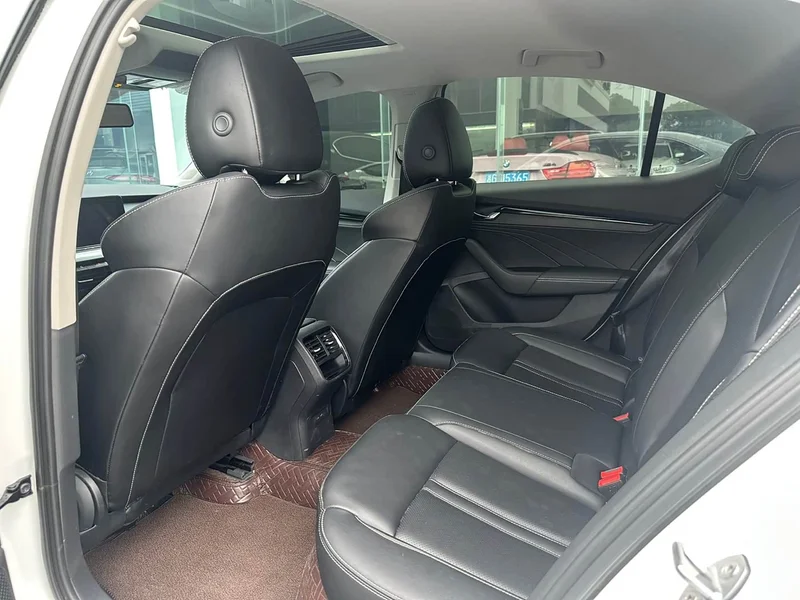 Volkswagen Octavia — фото 5