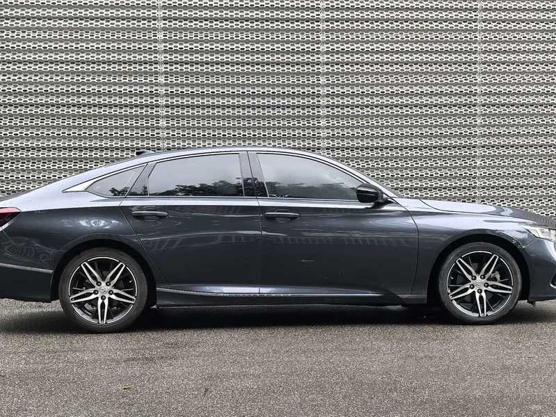Honda Accord — фото 3
