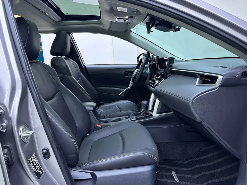 Toyota Corolla Cross — фото 12