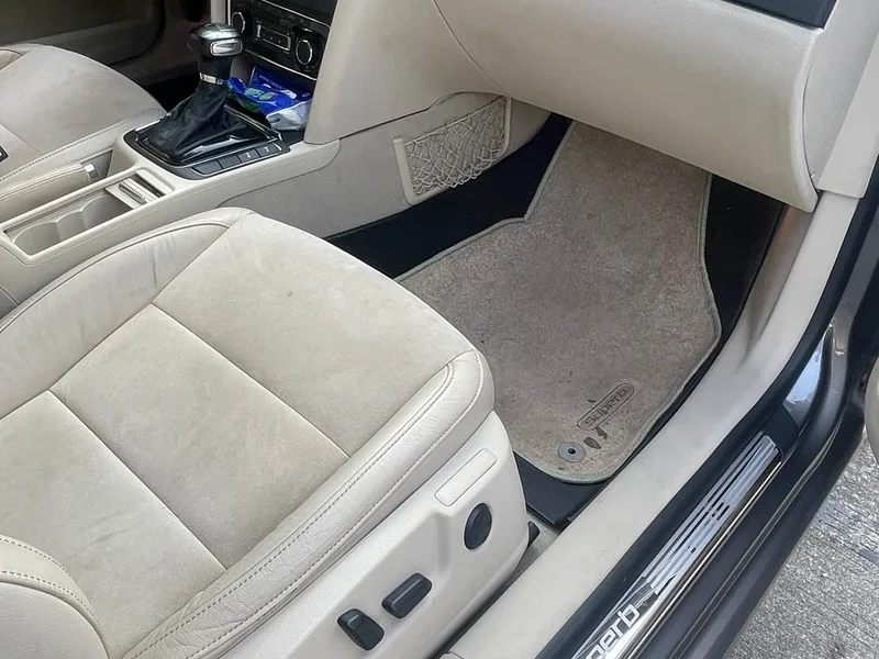 Volkswagen Superb — фото 11