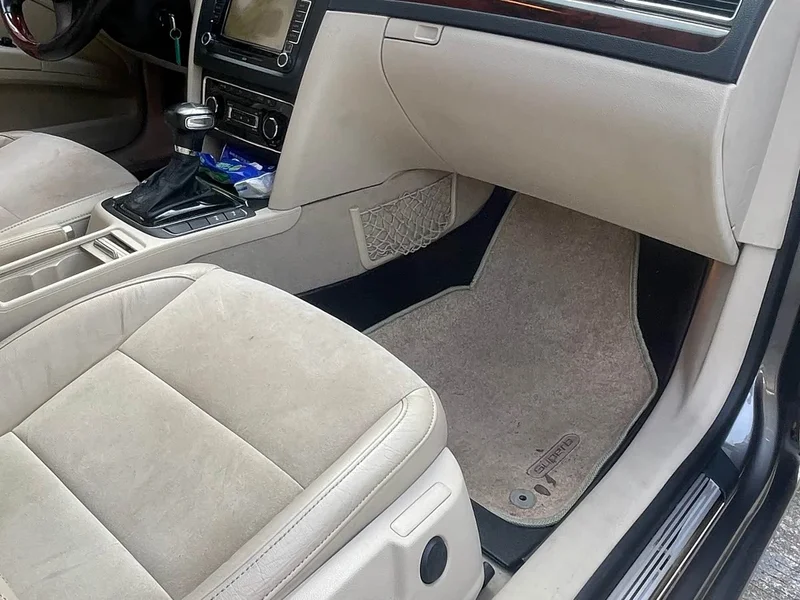 Volkswagen Superb — фото 12