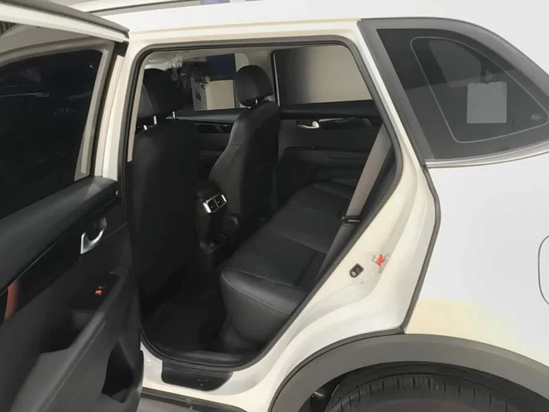 Kia Sportage — фото 11