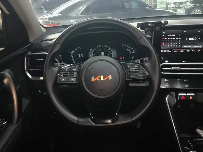 Kia Sportage — фото 15