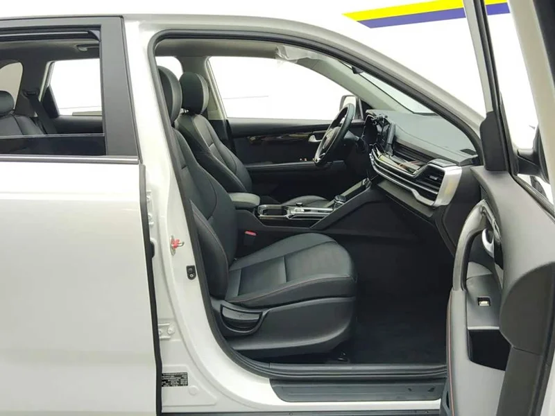 Kia Sportage — фото 8