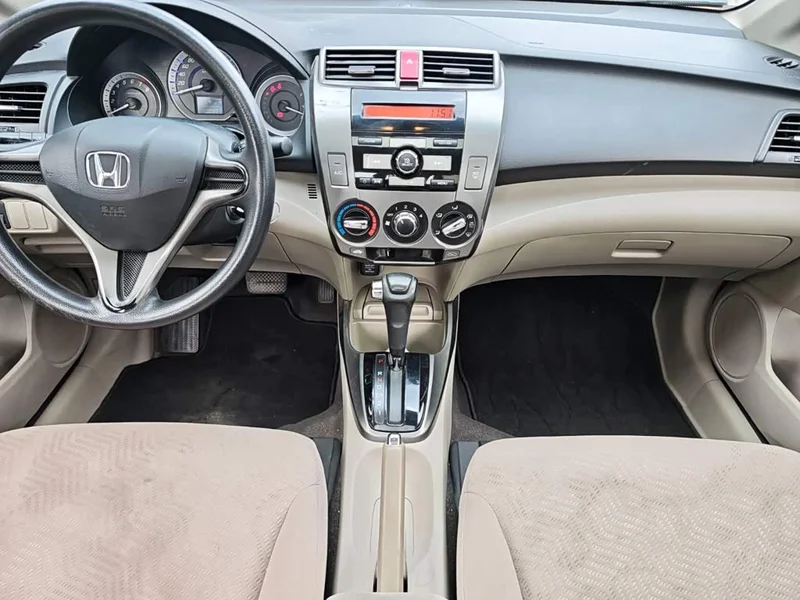 Honda City Classic — фото 17