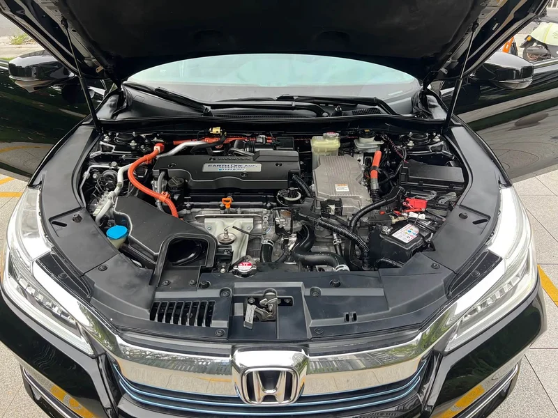 Honda Accord — фото 14