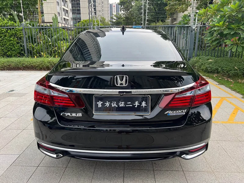 Honda Accord — фото 5