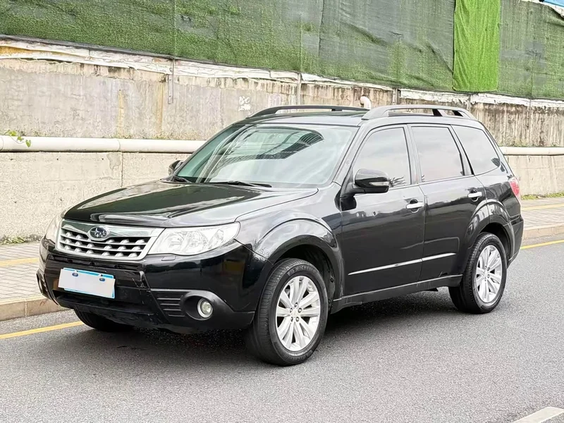Subaru Forester — фото 1