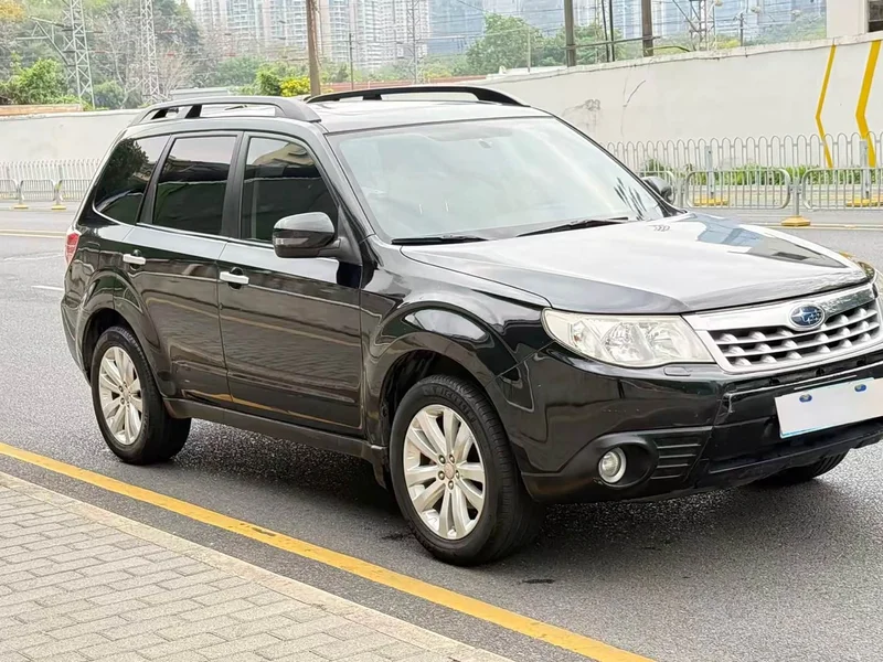 Subaru Forester — фото 3