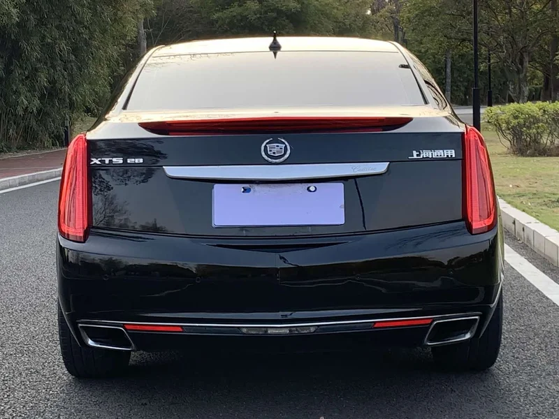 Cadillac XTS — фото 3