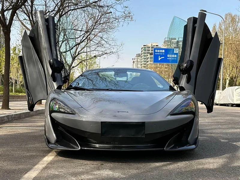 McLaren 600LT — фото 2