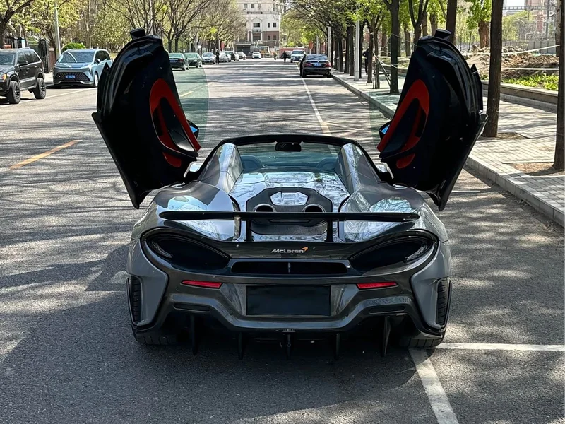 McLaren 600LT — фото 5