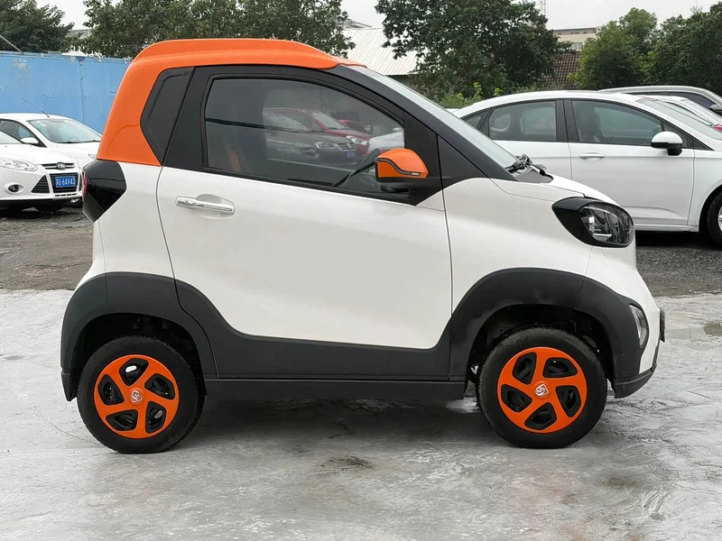 Baojun E100 — фото 4