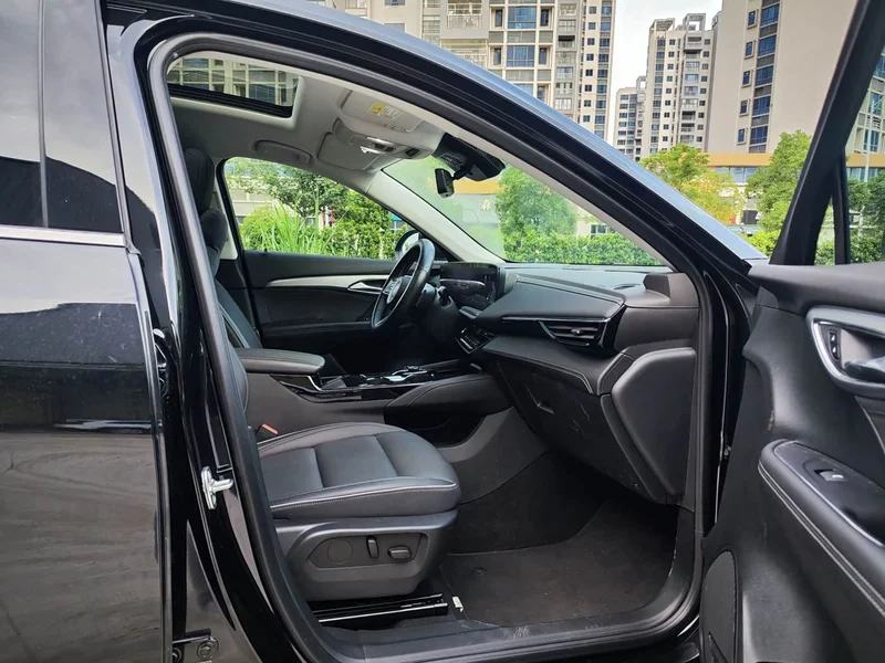 Buick Envision Plus — фото 7
