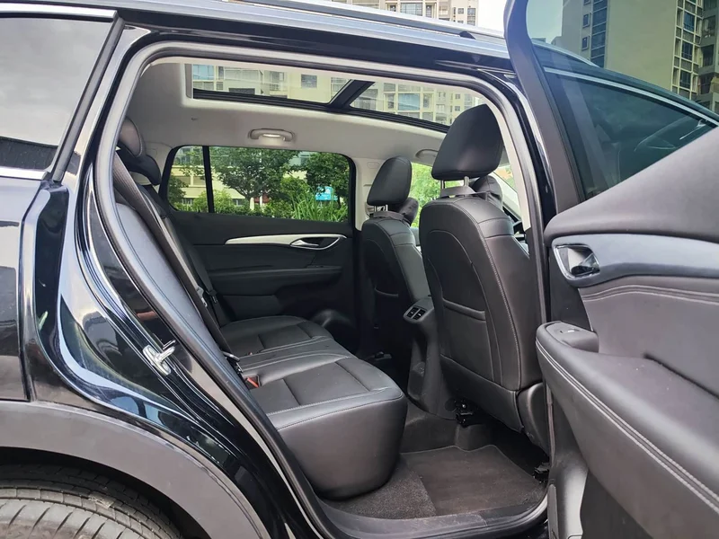 Buick Envision Plus — фото 8