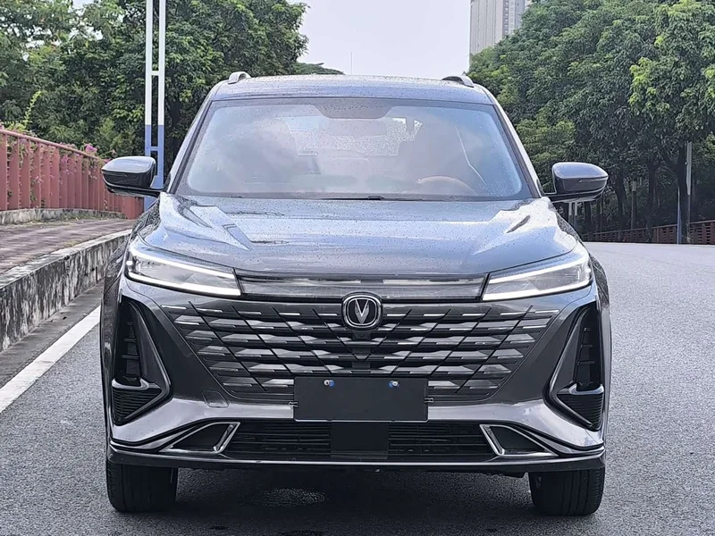 Changan CS75PLUS — фото 2