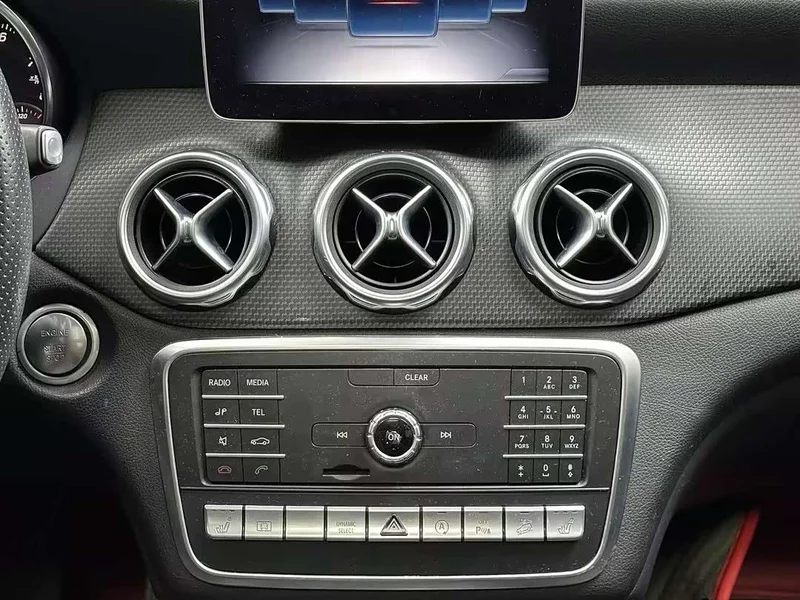Mercedes-Benz GLA — фото 11