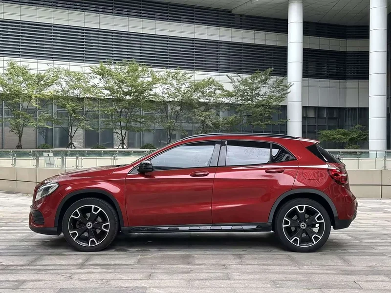 Mercedes-Benz GLA — фото 7