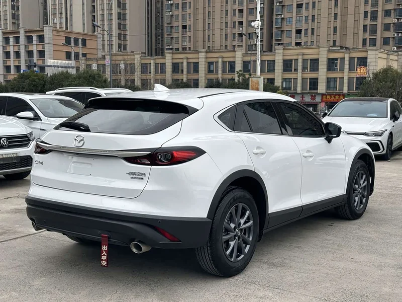 Mazda CX-4 — фото 9