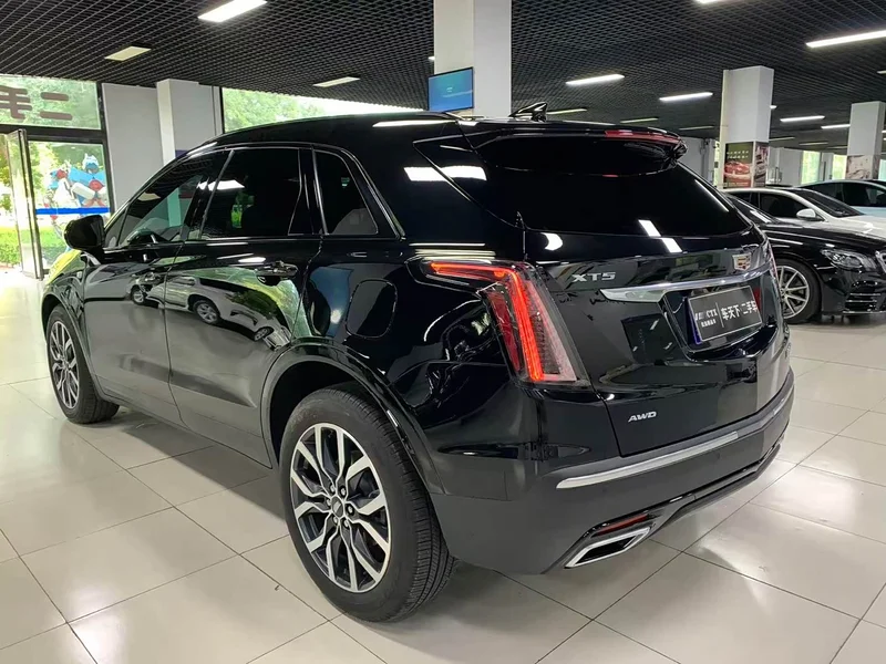 Cadillac XT5 — фото 4