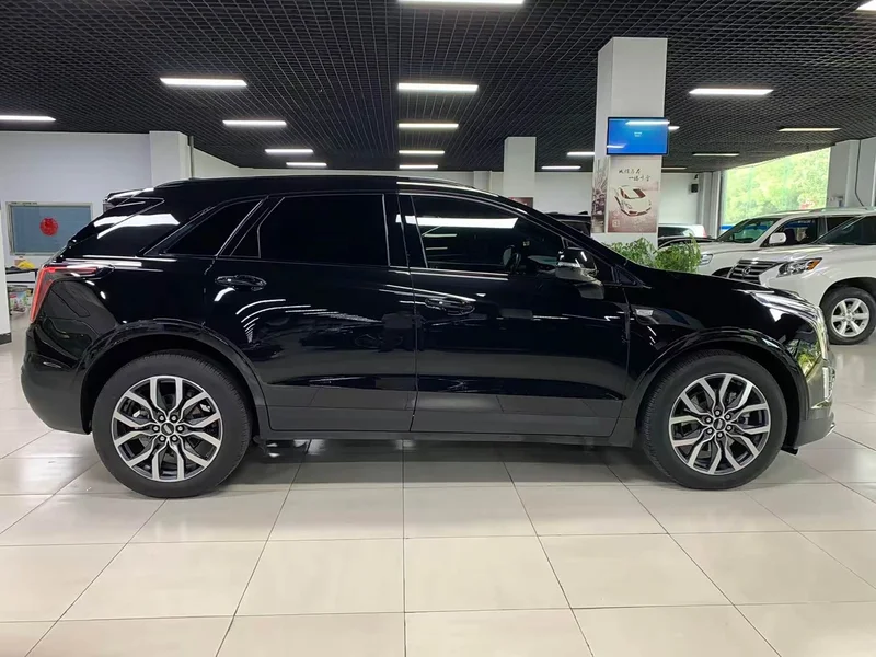 Cadillac XT5 — фото 6
