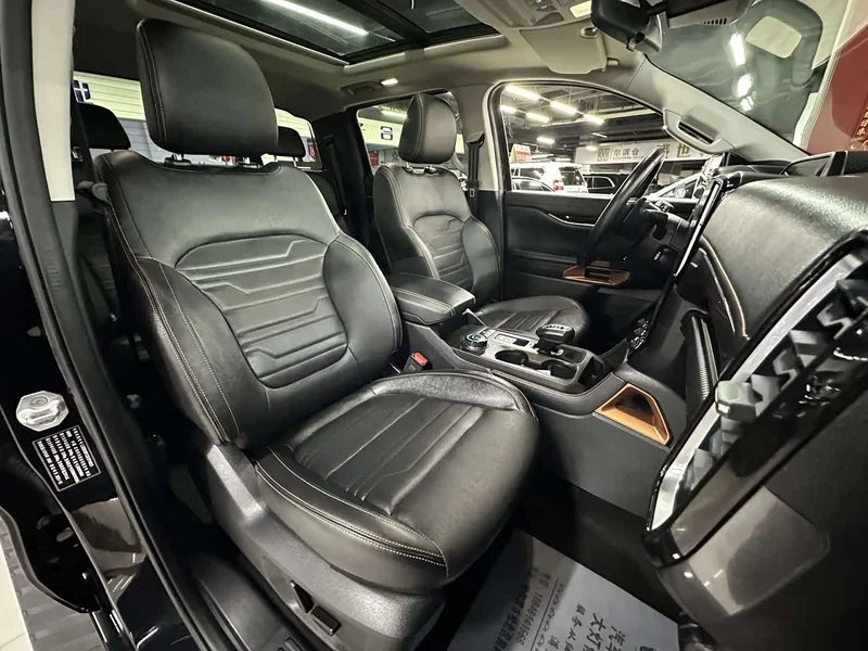 Ford Ranger Raptor — фото 13