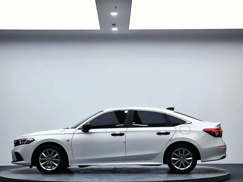 Honda Civic — фото 5