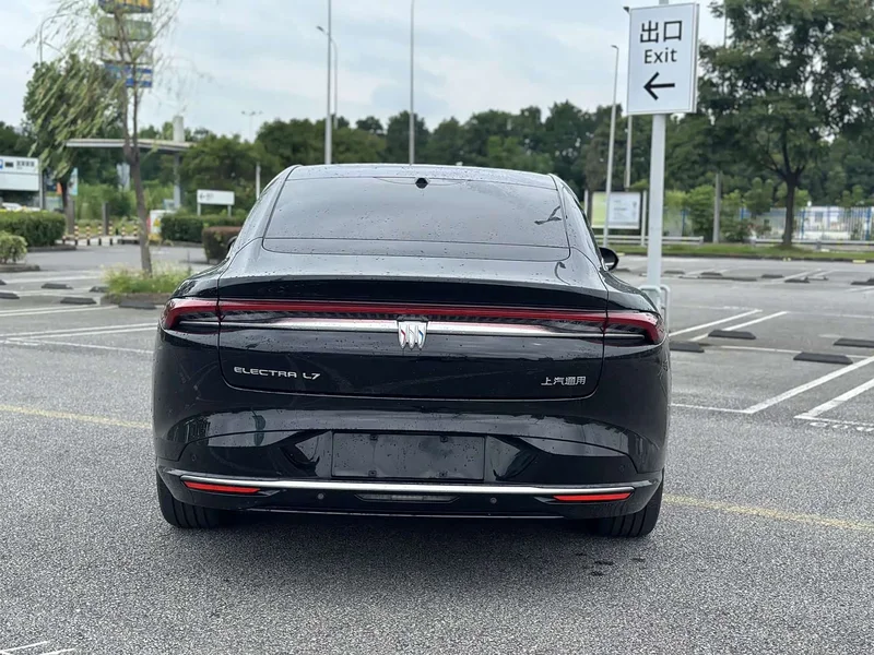 Buick ZhiJing L7 — фото 15