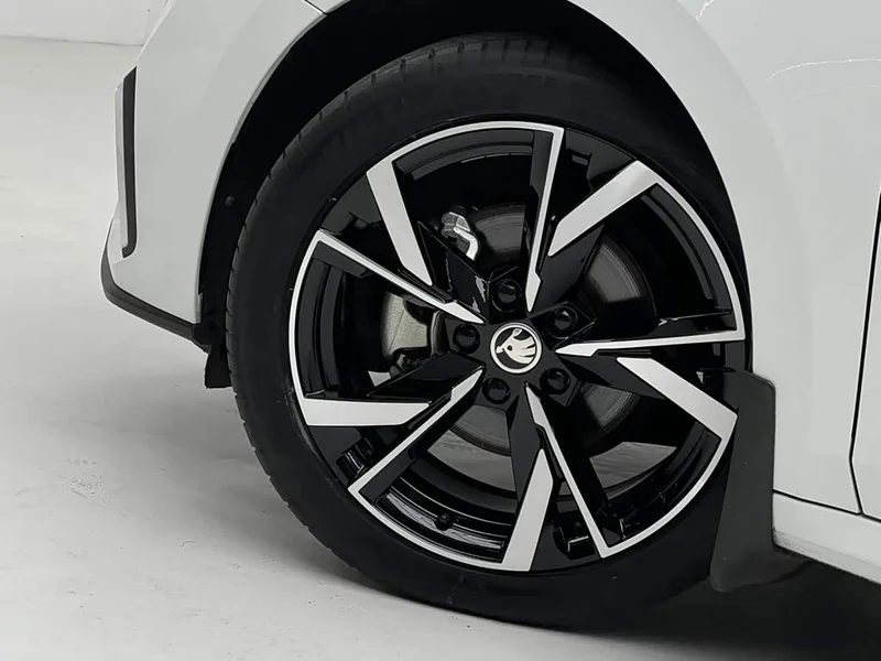 Volkswagen Octavia — фото 12