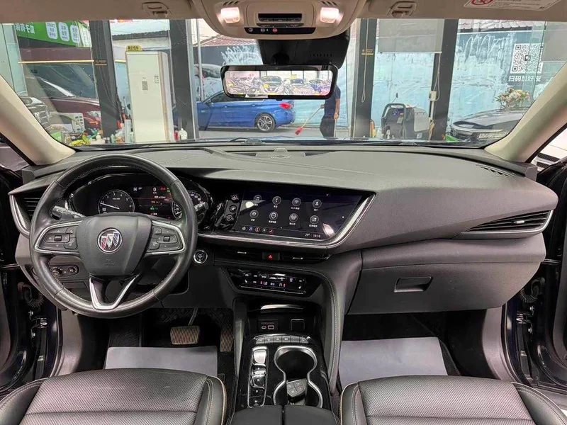 Buick Envision Plus — фото 18