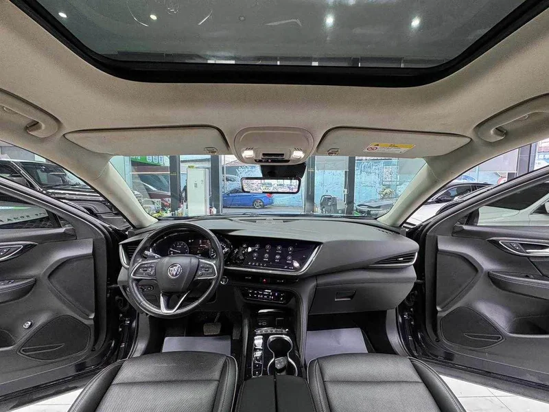 Buick Envision Plus — фото 20