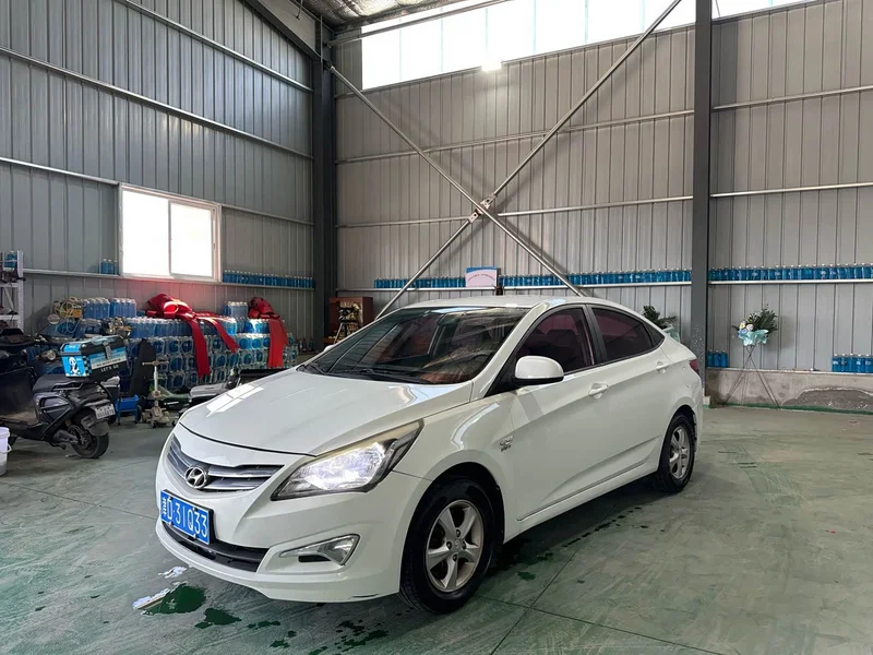 Kia Verna