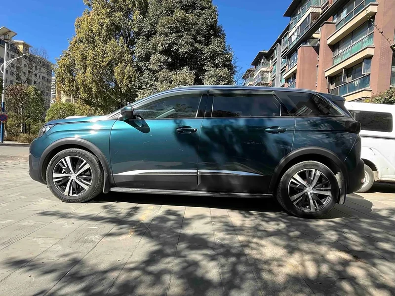 Peugeot 5008 — фото 4