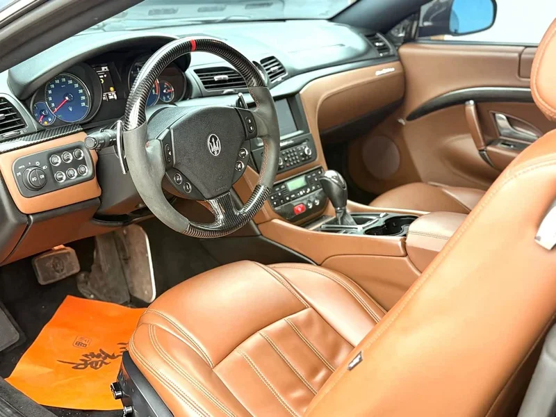 Maserati GranTurismo — фото 12