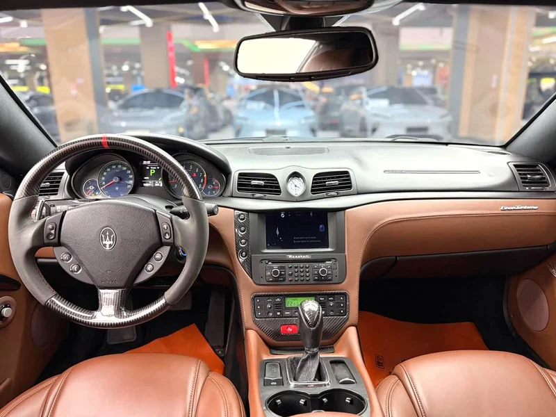 Maserati GranTurismo — фото 14
