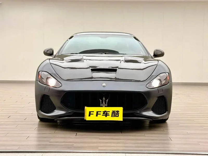Maserati GranTurismo — фото 2