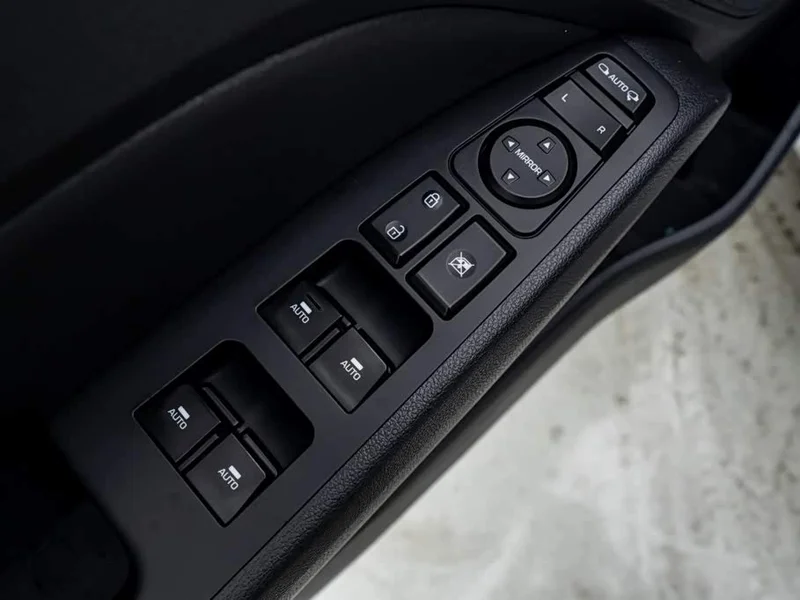 Hyundai Elantra Sport — фото 20