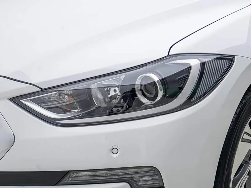 Hyundai Elantra Sport — фото 10