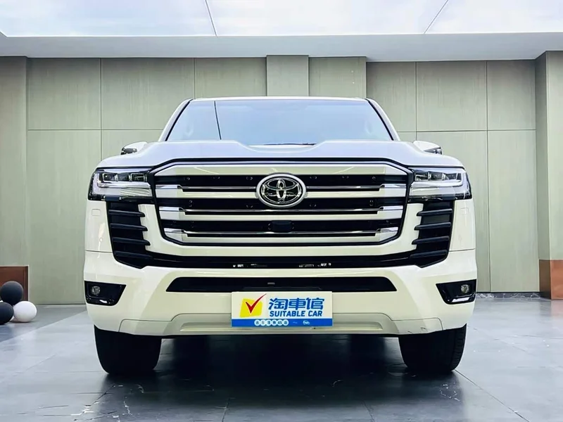 Toyota Land Cruiser (Imported) — фото 2