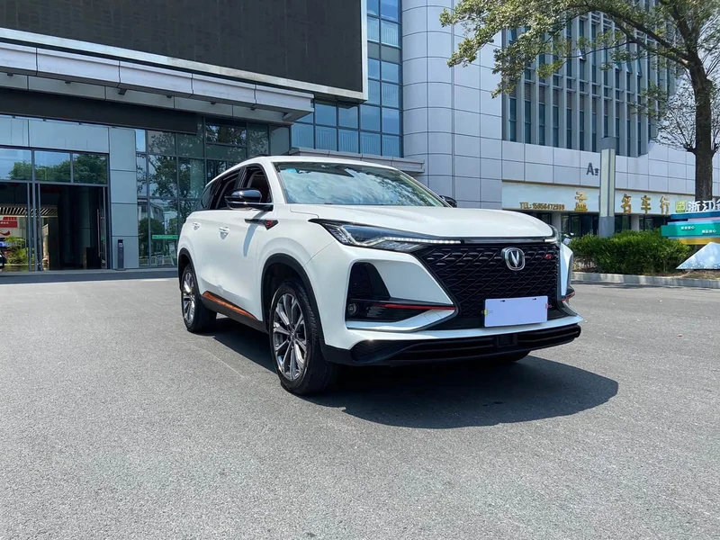 Changan CS75PLUS — фото 1