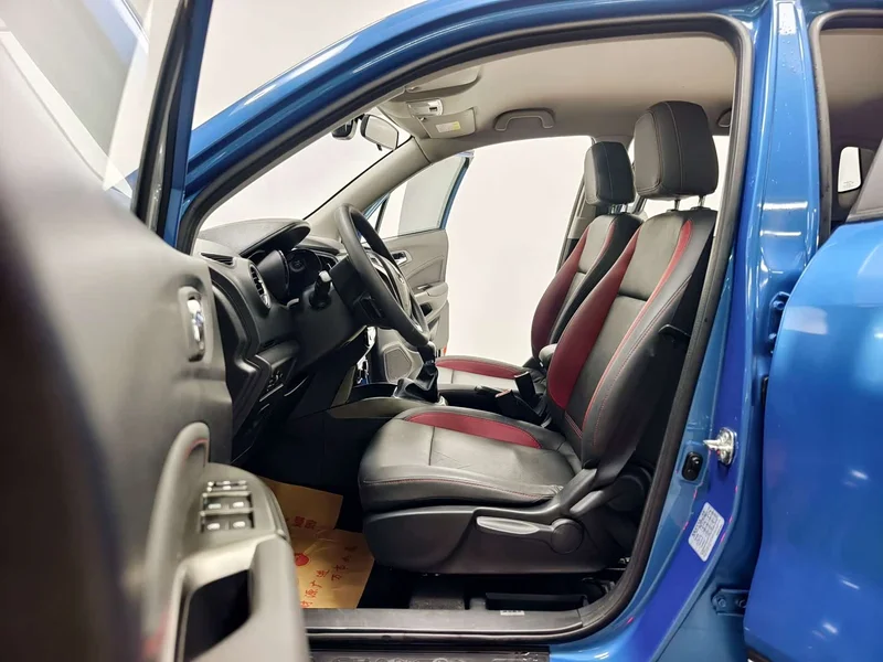 Changan CS15 — фото 10