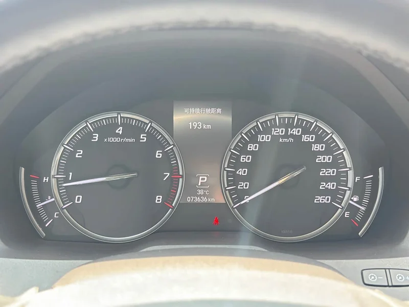Acura MDX — фото 12